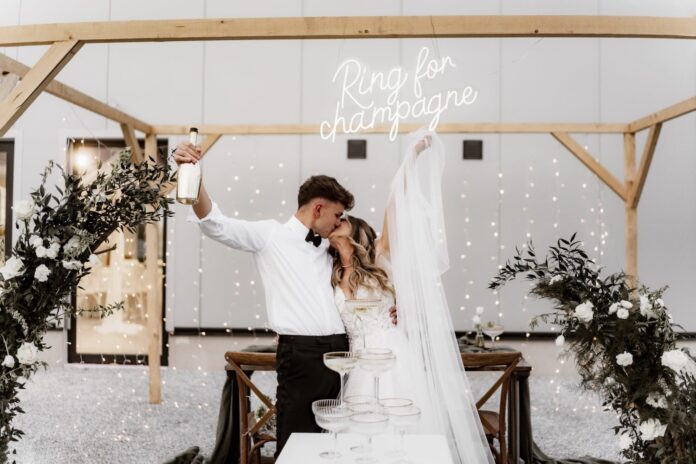 Wedding_All-White-204070-scaled
